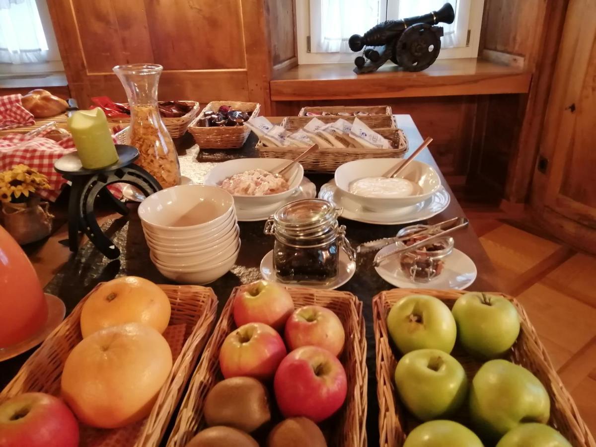 Weisses Roessli Only Bed & Breakfast Self Check-In Mit Sauna Extra Göschenen Exterior foto