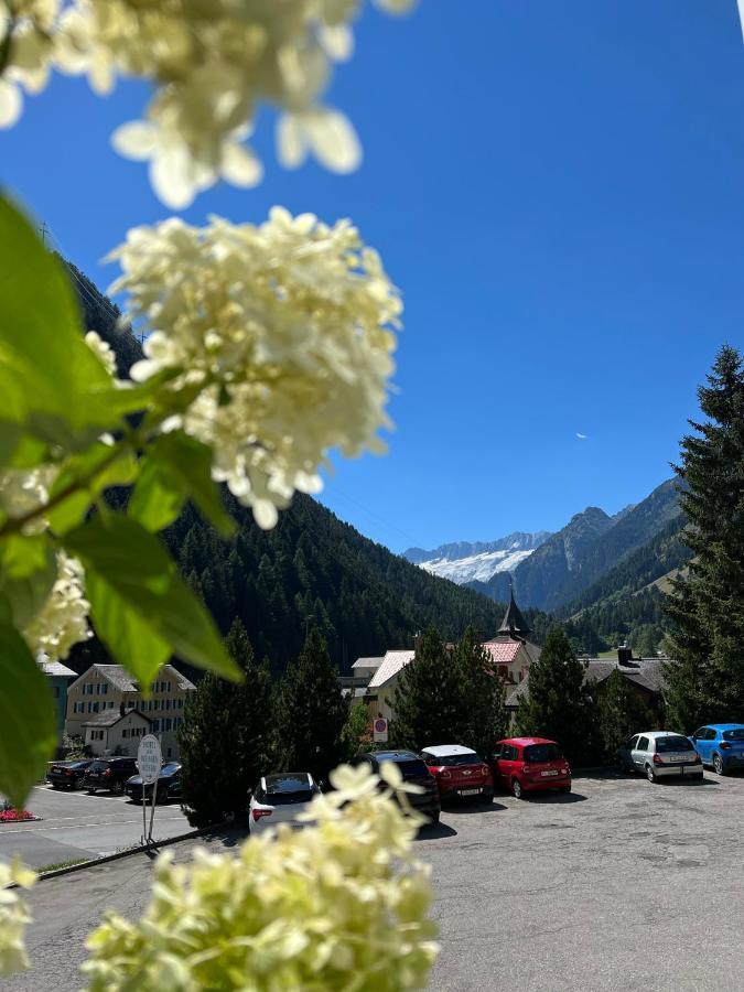 Weisses Roessli Only Bed & Breakfast Self Check-In Mit Sauna Extra Göschenen Exterior foto