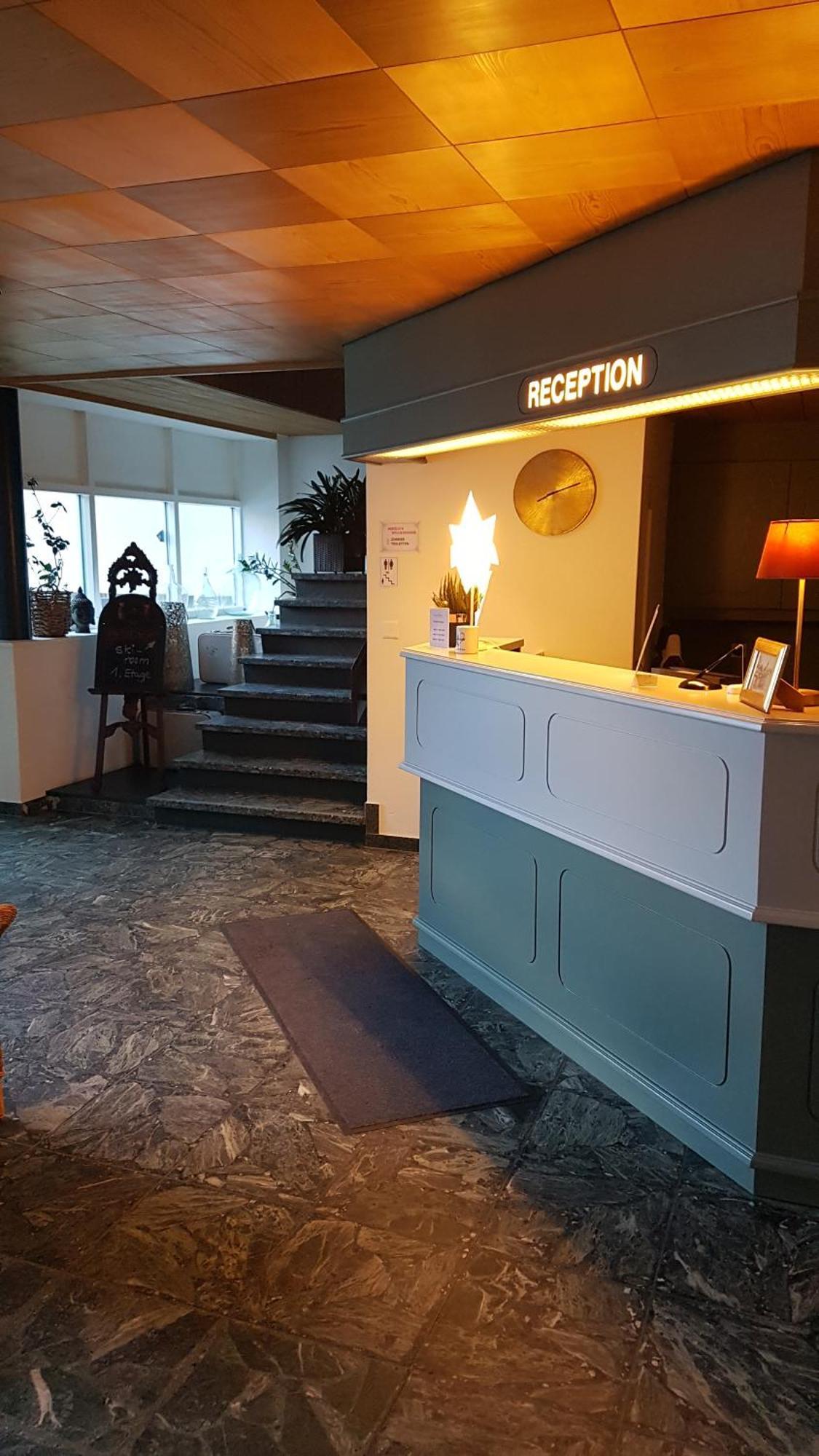Weisses Roessli Only Bed & Breakfast Self Check-In Mit Sauna Extra Göschenen Exterior foto